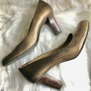 3x$25 Liz Claiborne Johnnie Faux Snakeskin Bronze Pumps